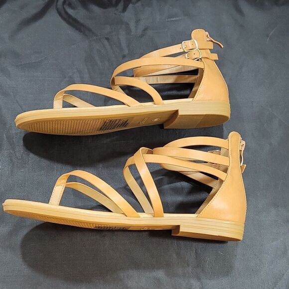 BRAND NEW FOREVER CHEERFUL-77 SOLID GLADIATOR FLAT BACK ZIPPER SANDAL - Picture 11 of 12